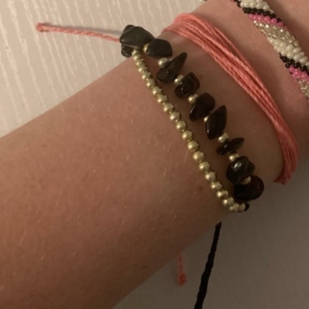 black pura vida bracelet